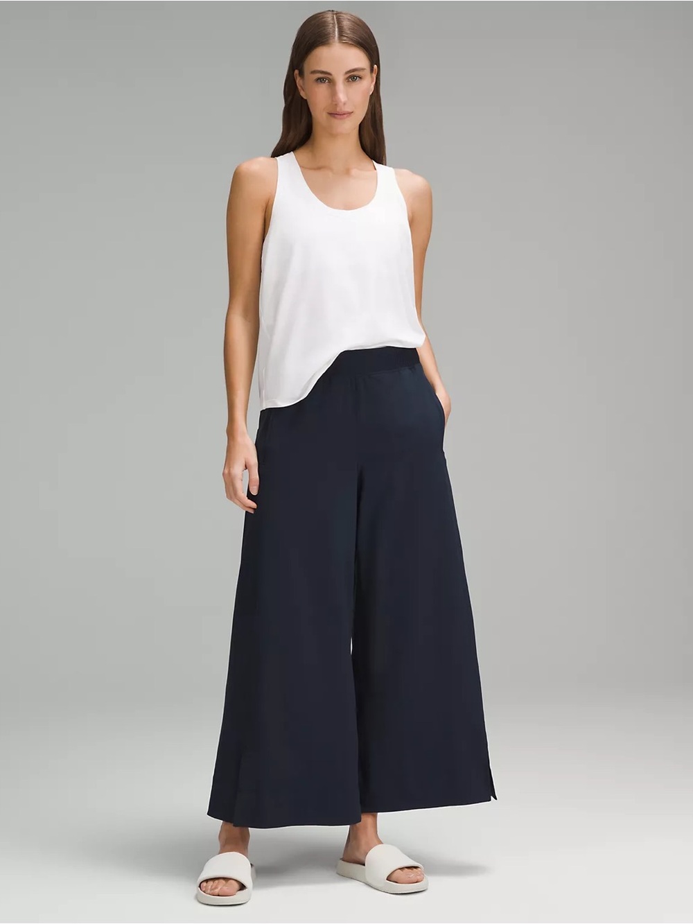 💕🍋Lululemon Stretch Woven High-Rise Flowy Wide-Leg Cropped Pant • Black • Small